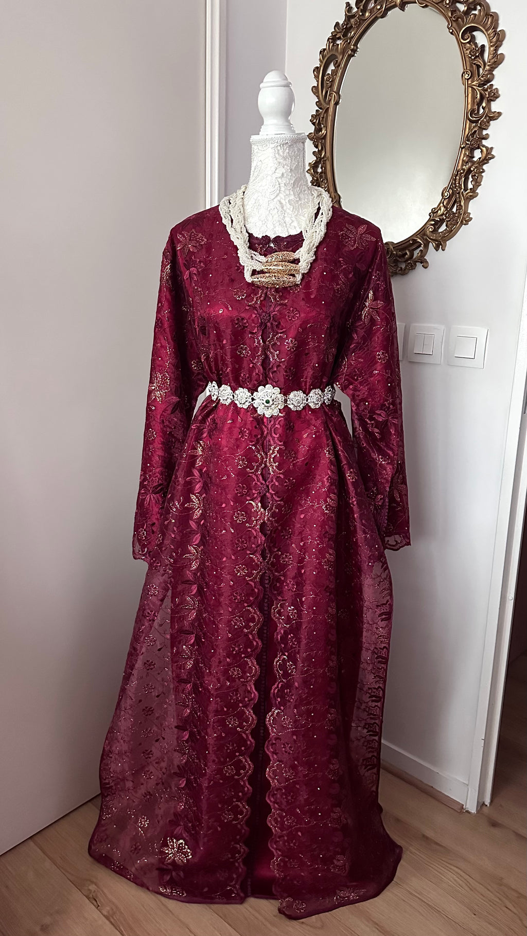Takchita vintage bordeaux – Réf. TAK-120