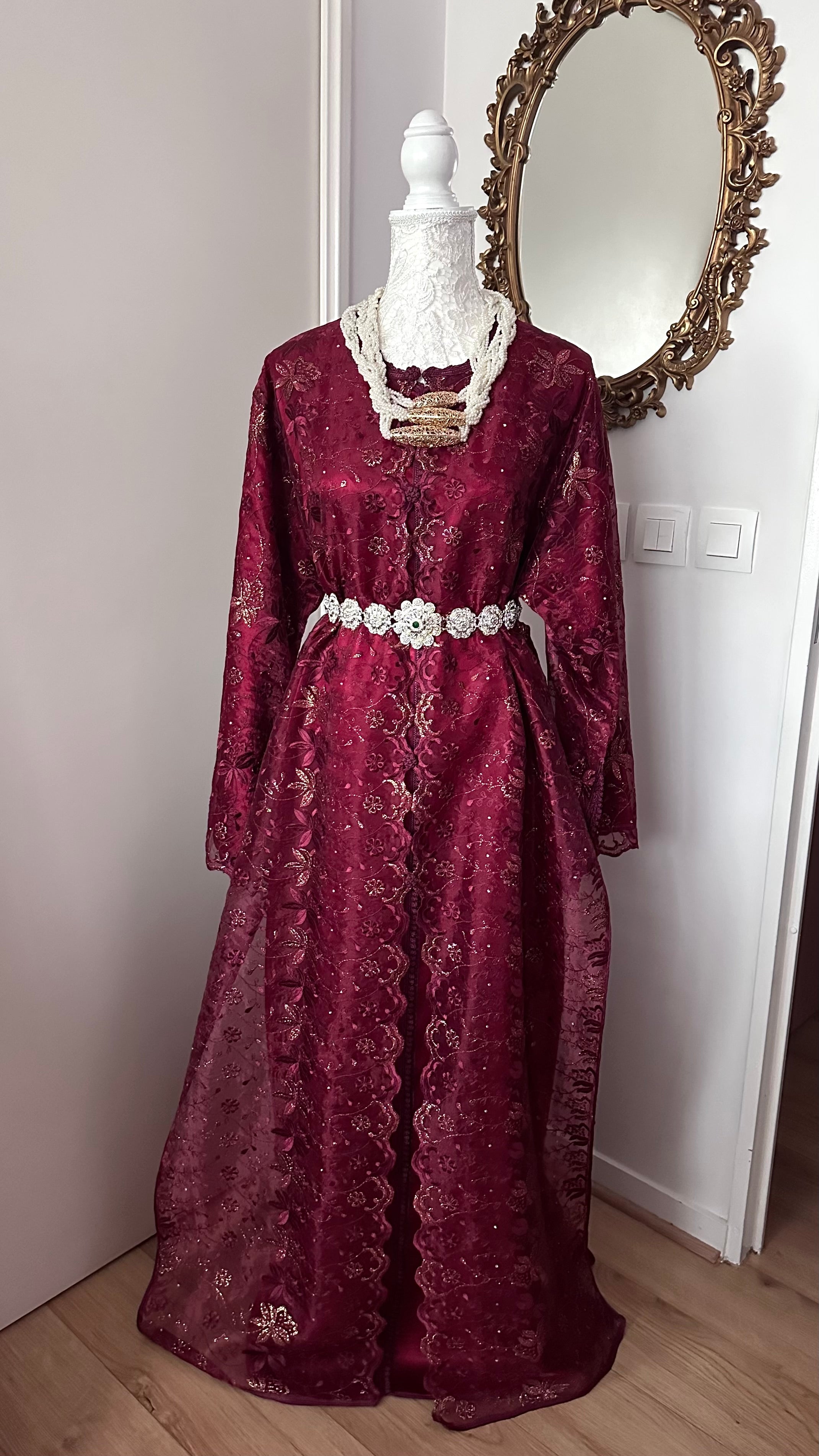 Takchita vintage bordeaux – Réf. TAK-120