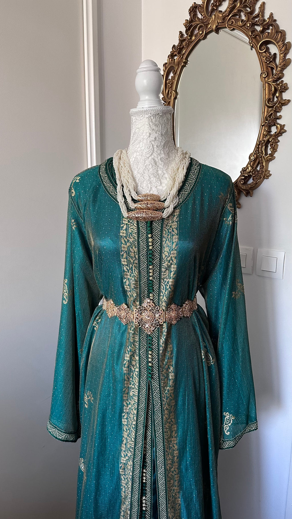 Takchita marocaine vintage vert émeraude – Réf. TAK-151