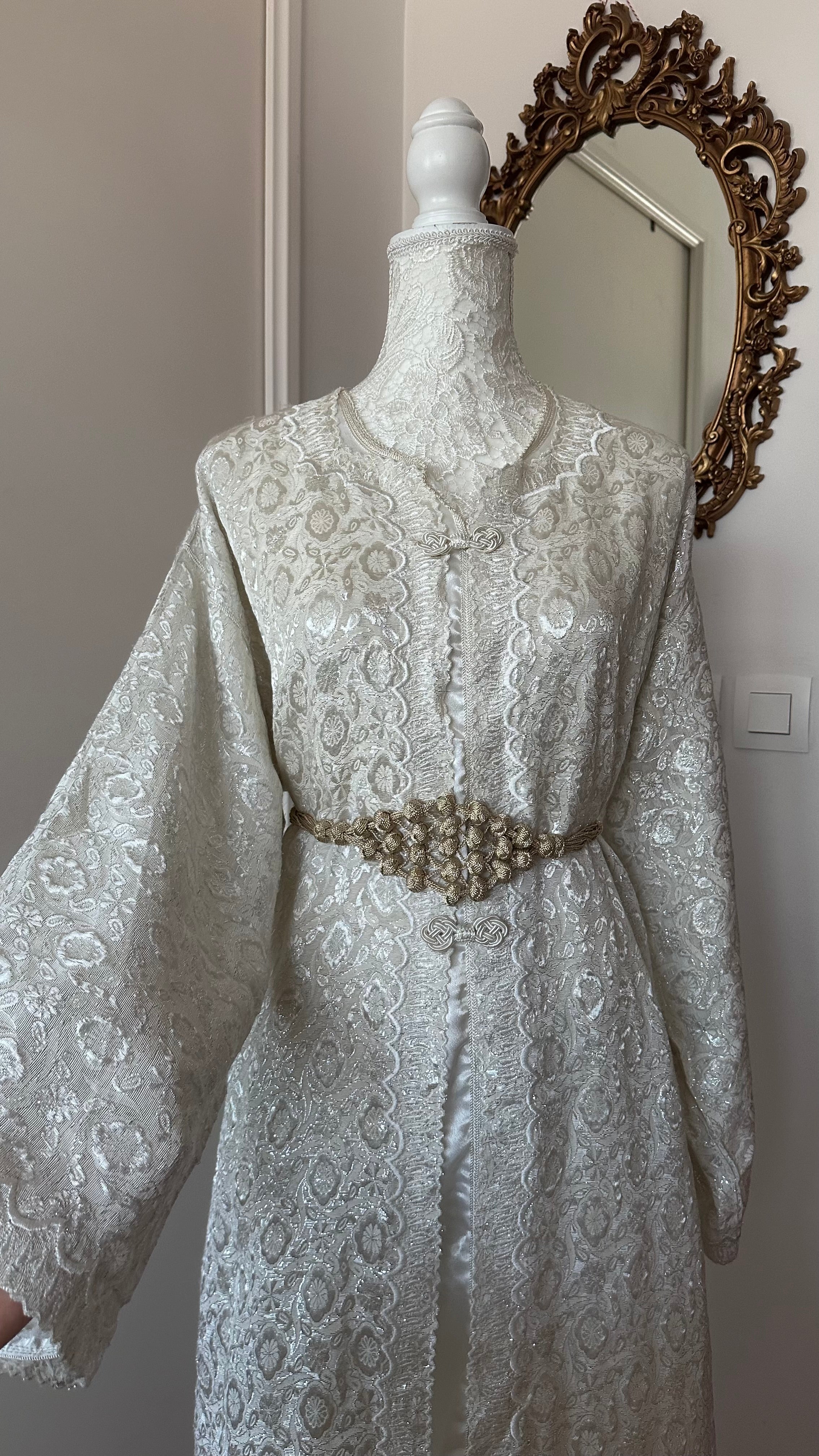 Takchita vintage blanche - TAK-090