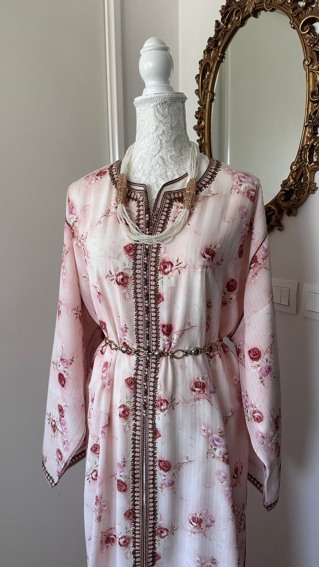 Takchita vintage rose fleurie – Réf. TAK-011