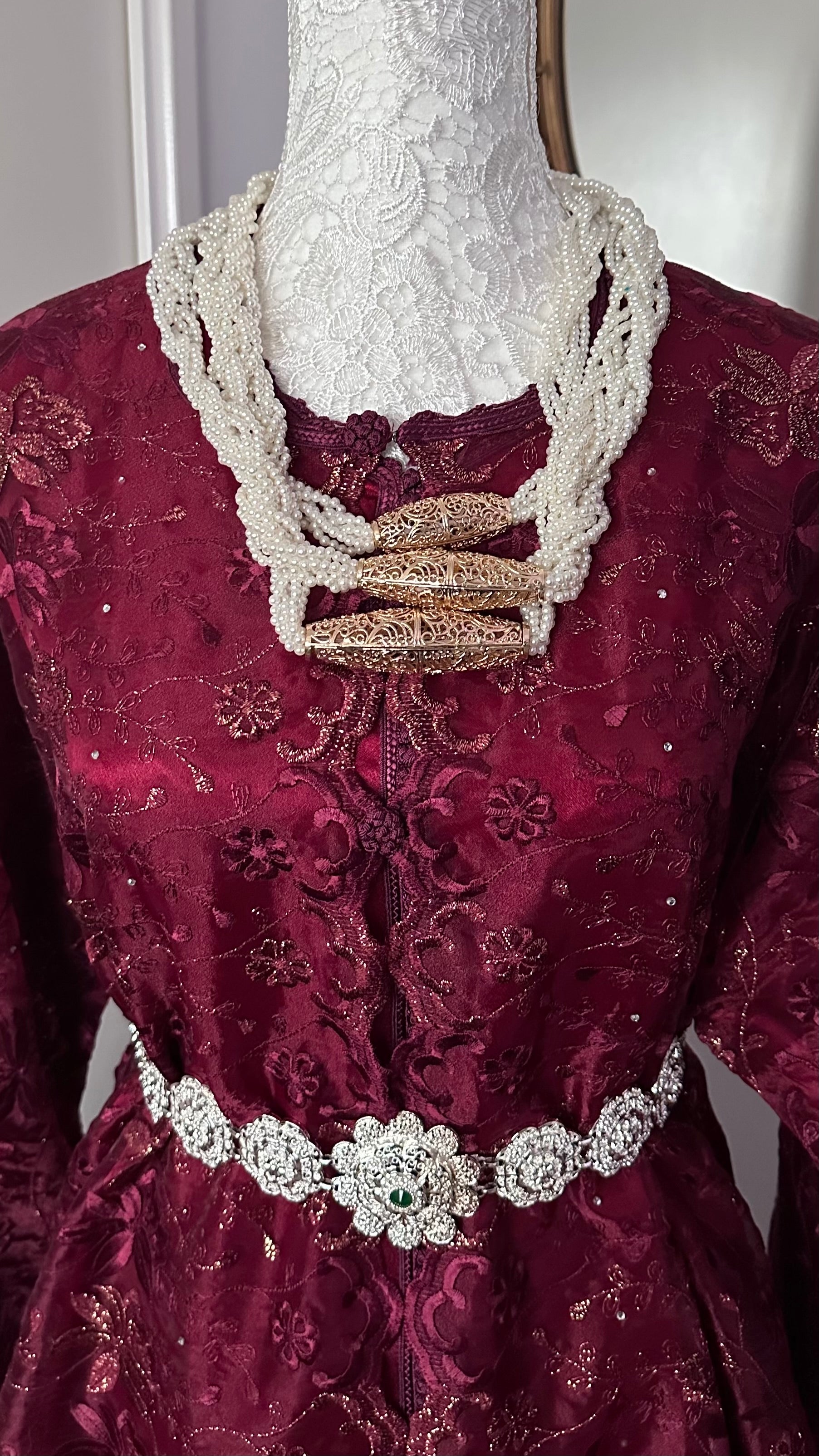 Takchita vintage bordeaux – Réf. TAK-120