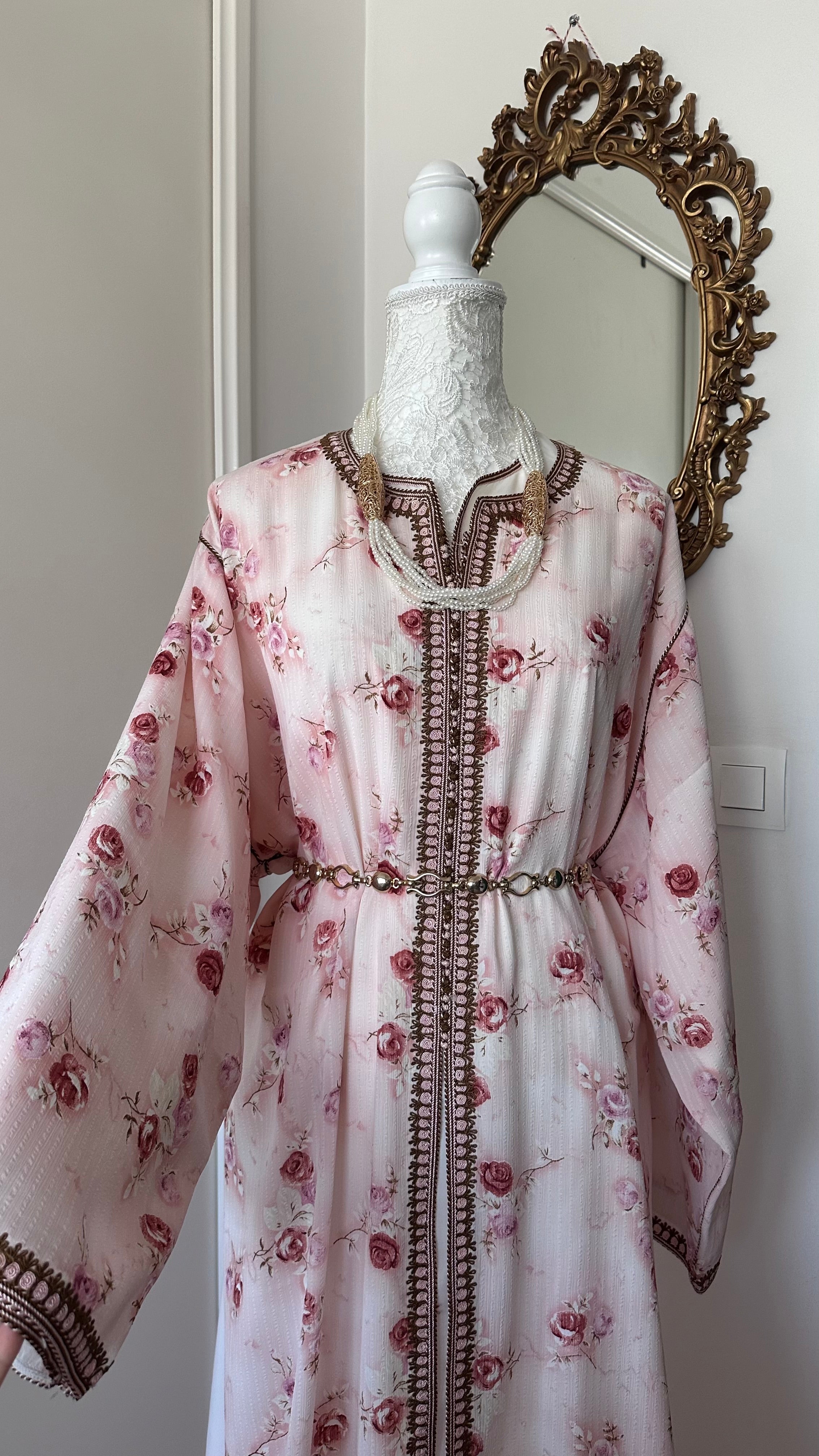 Takchita vintage rose fleurie – Réf. TAK-011