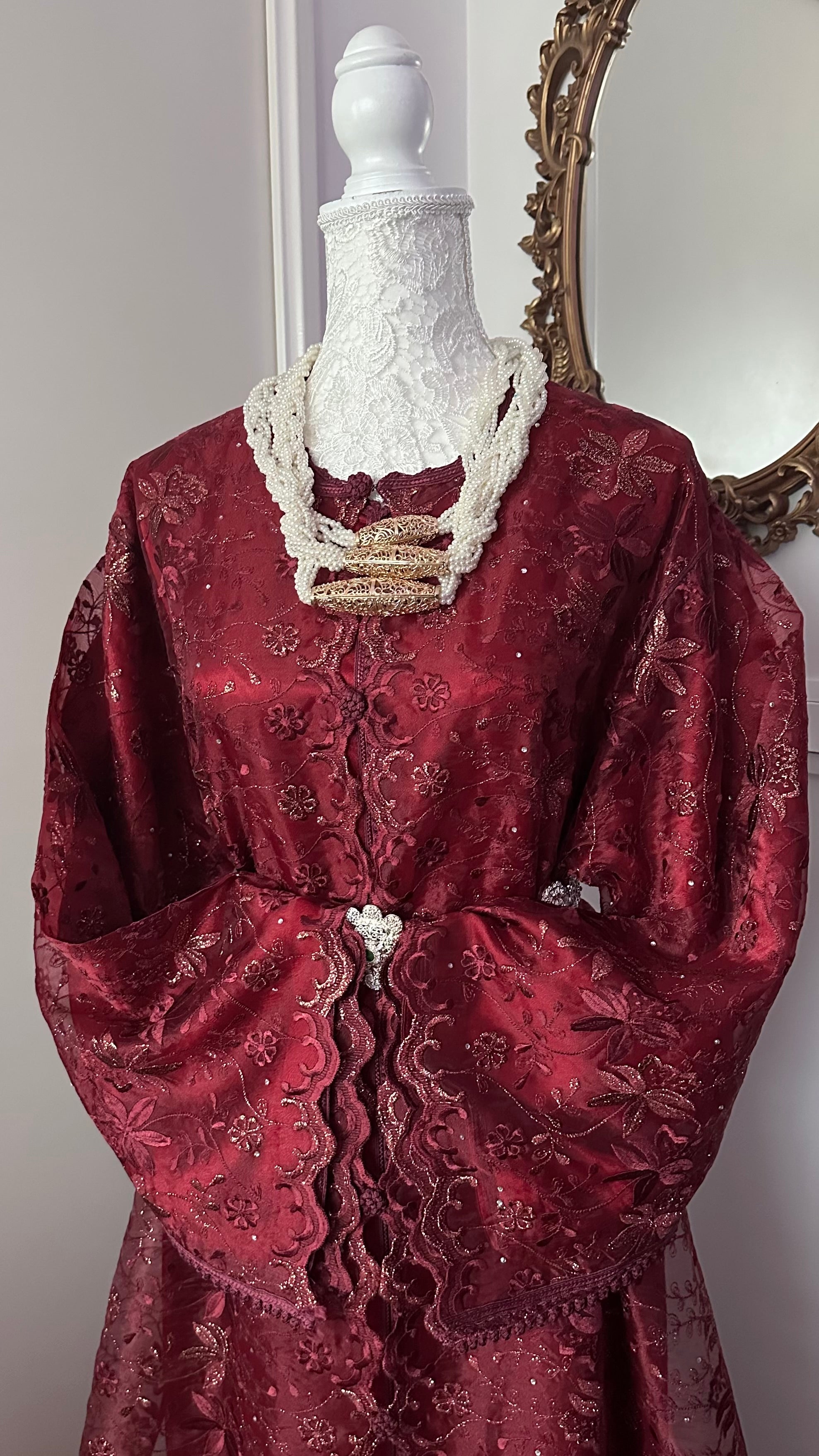Takchita vintage bordeaux – Réf. TAK-120