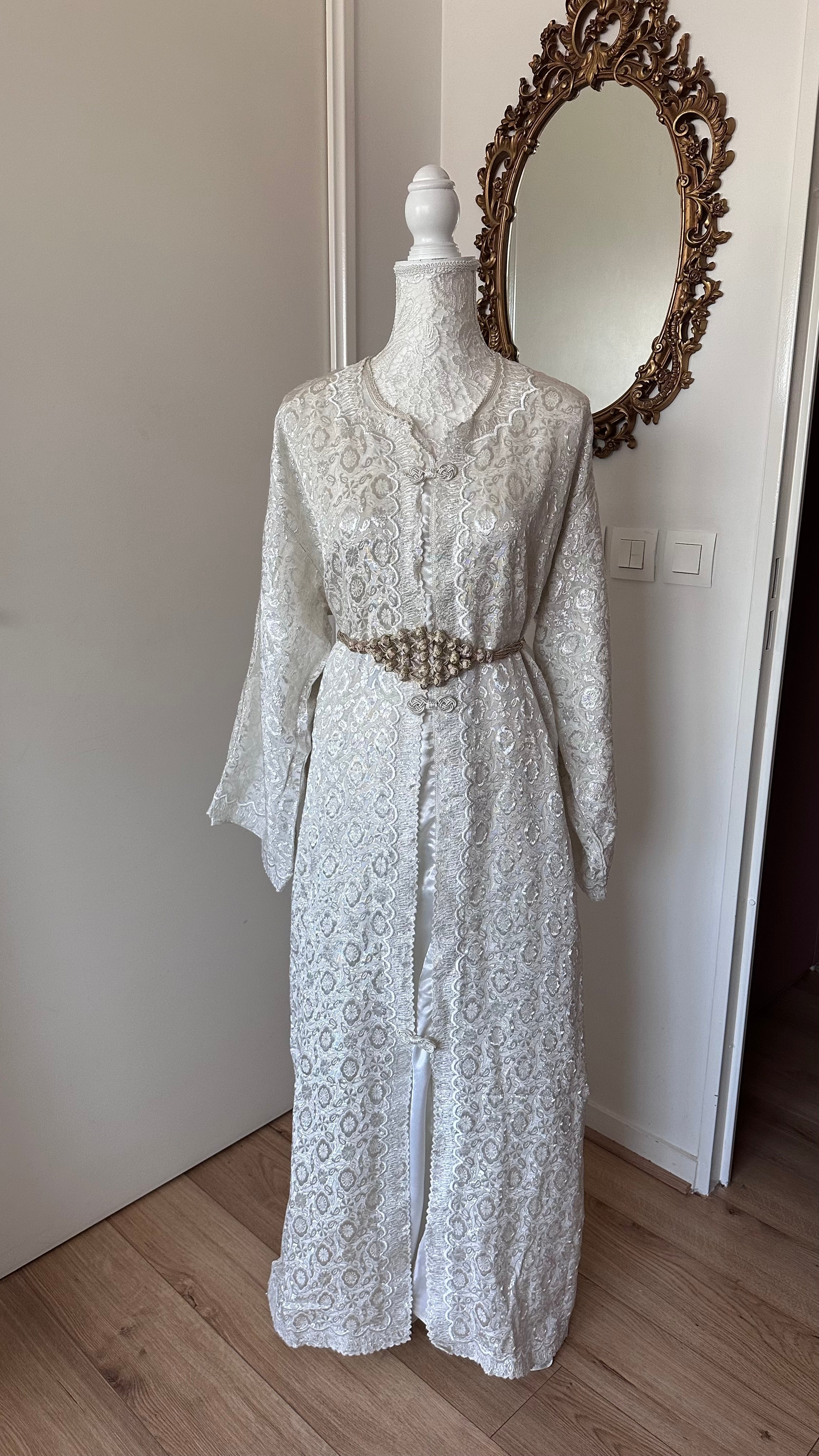 Takchita vintage blanche - TAK-090
