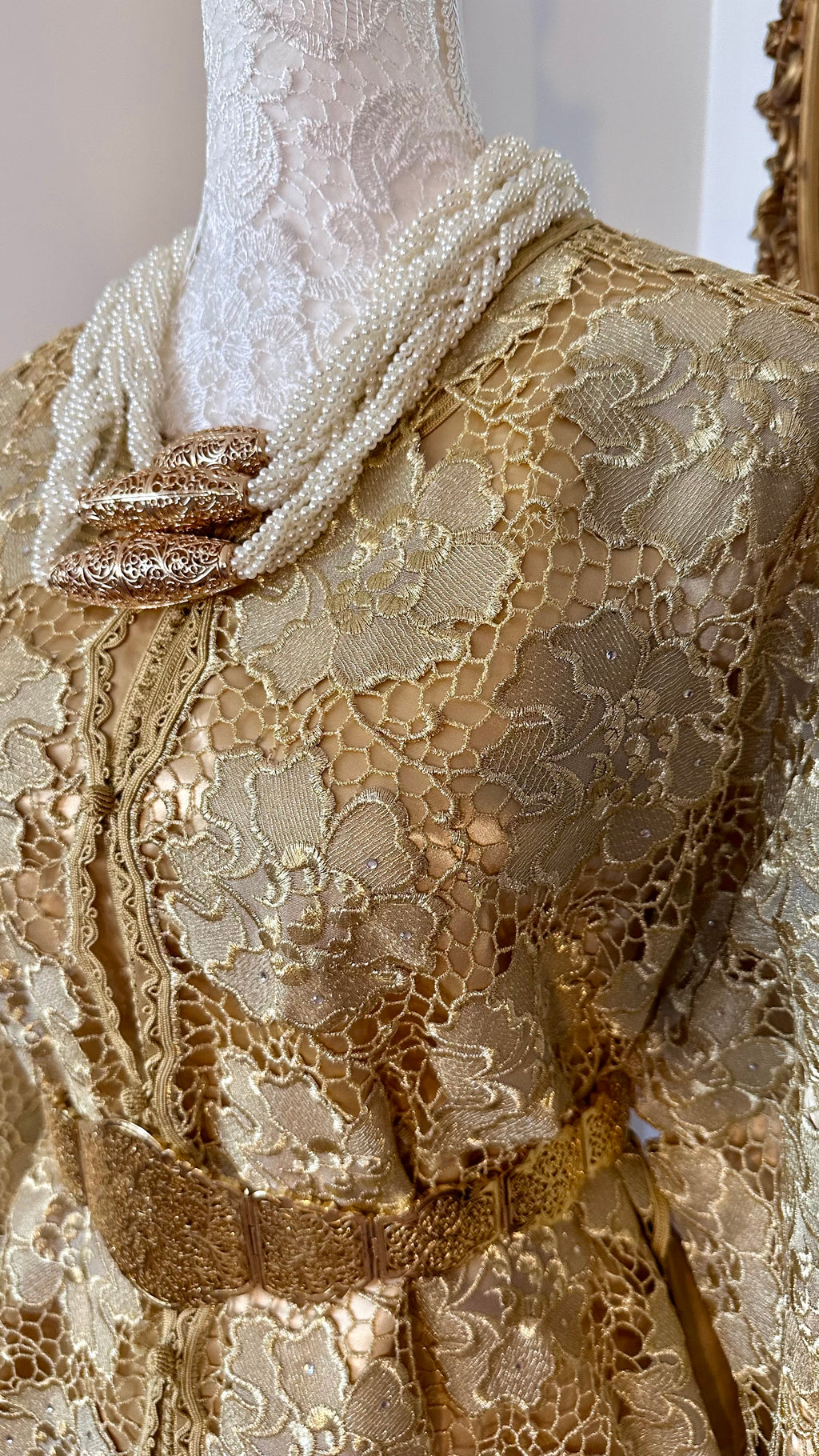 Takchita vintage doré – Réf. TAK-152