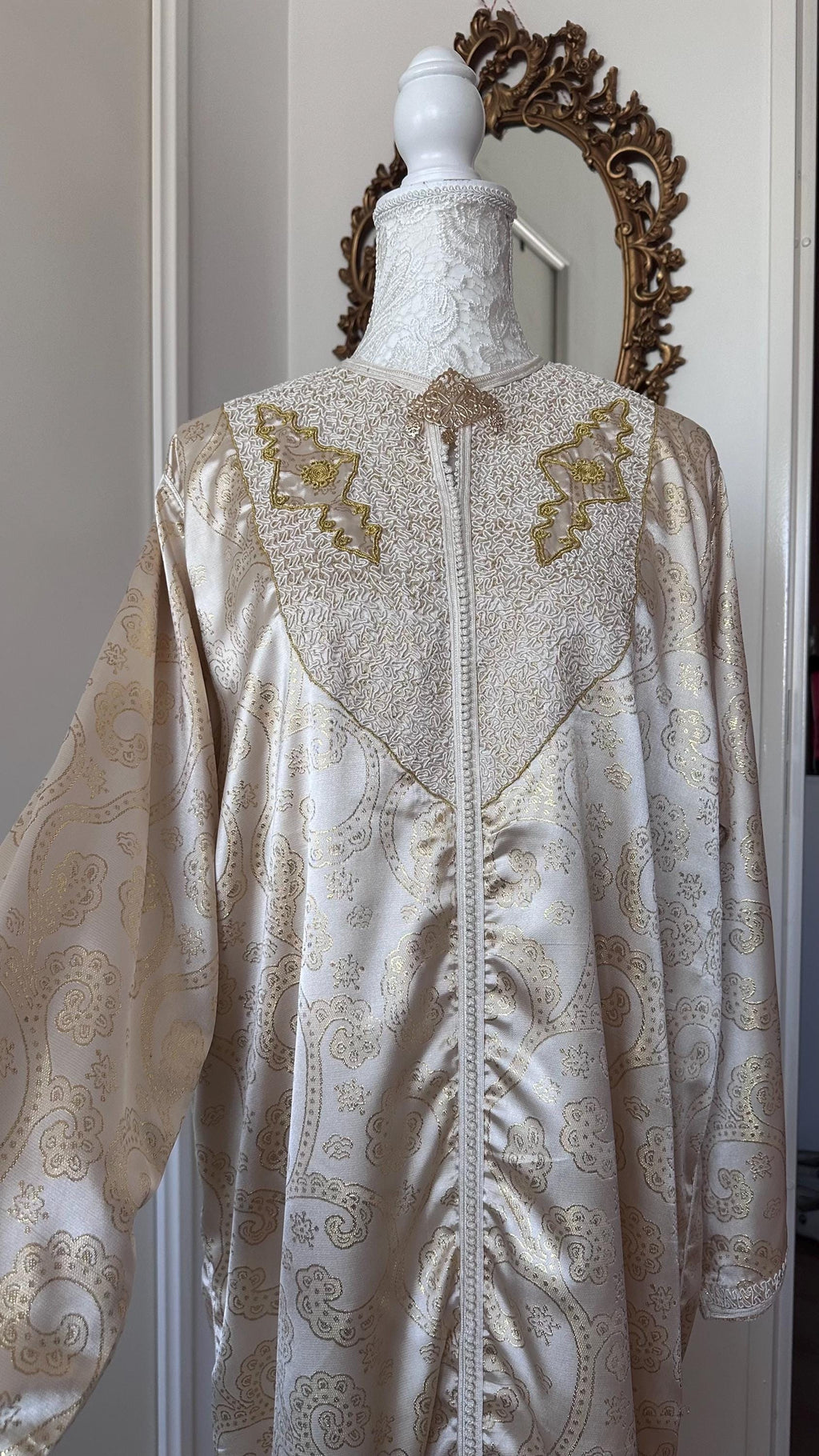 Kmiss marocain vintage en satin ivoire – KMS-001 - photo 1